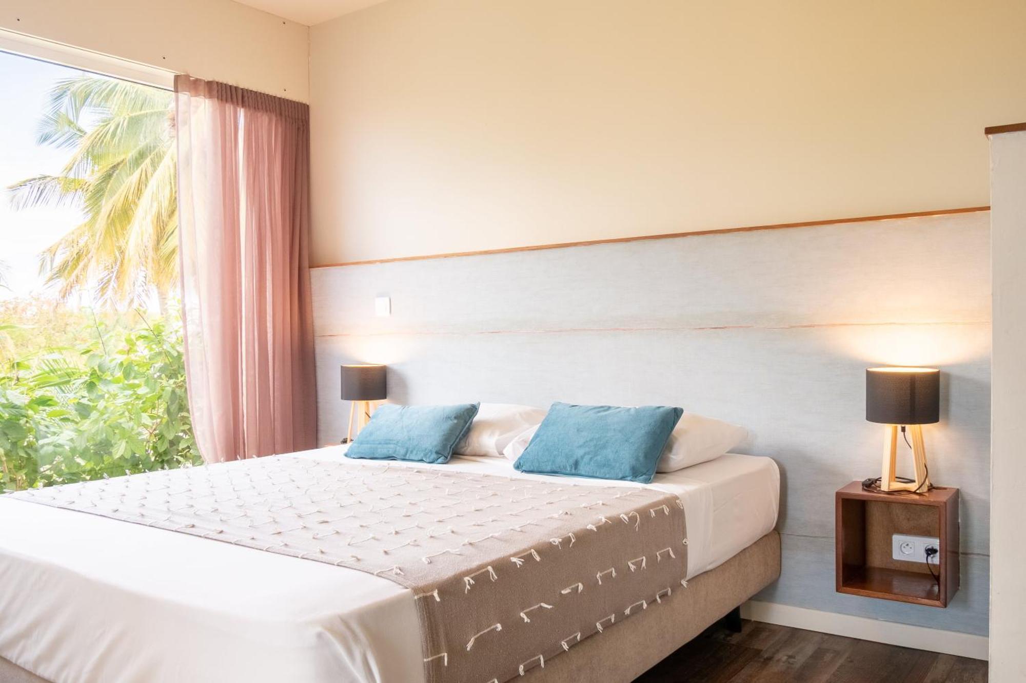 Hotel Iloma Sainte-Luce Exterior photo